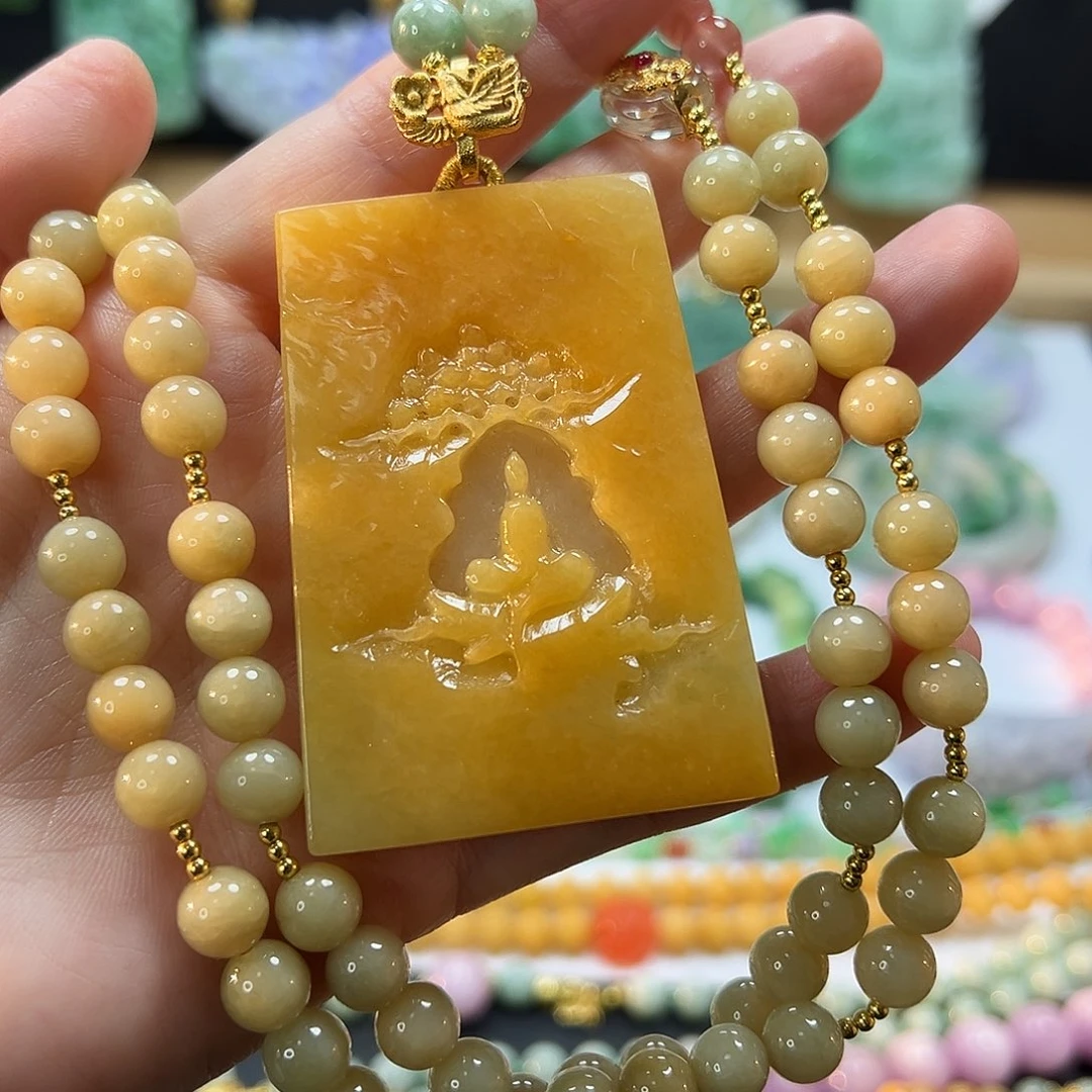 翡翠未镶嵌颈饰吊坠