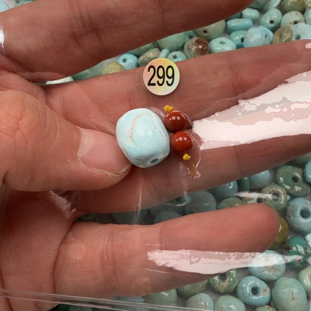 南红玛瑙未镶嵌珠宝奇石