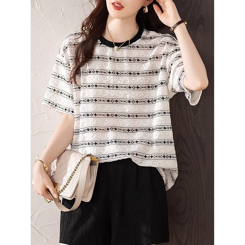 条纹镂空圆领短袖T恤女夏2025新款复古纹理宽松体恤上衣