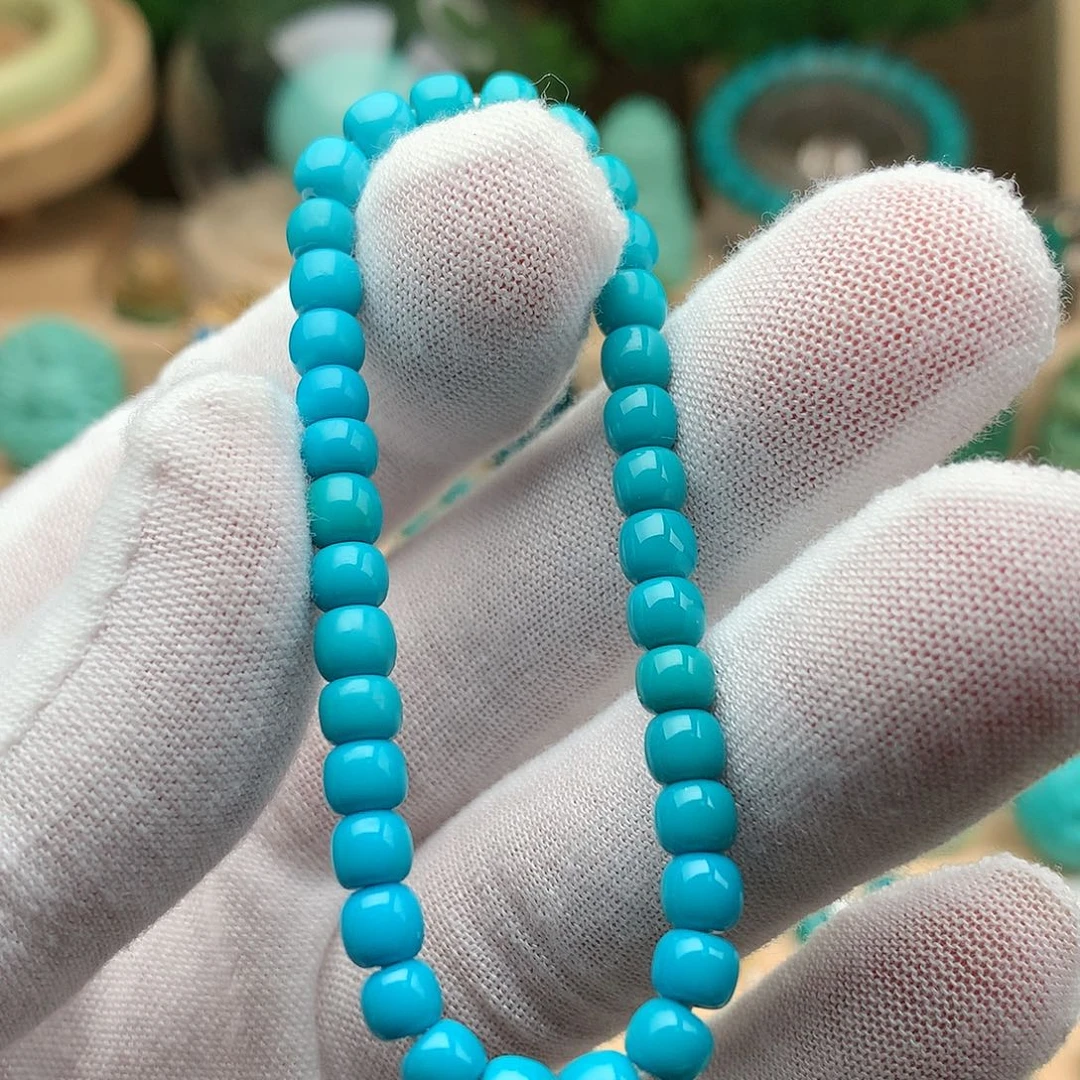 绿松石未镶嵌颈饰