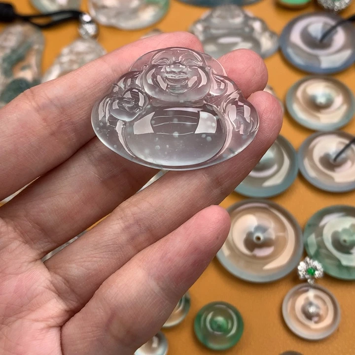 颈饰未镶嵌翡翠….