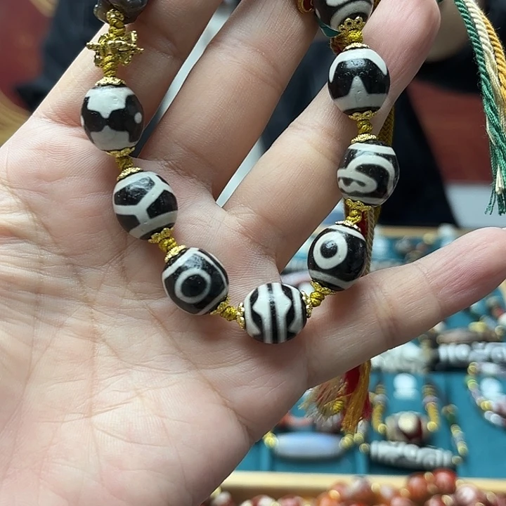 玛瑙/玉髓颈饰合金