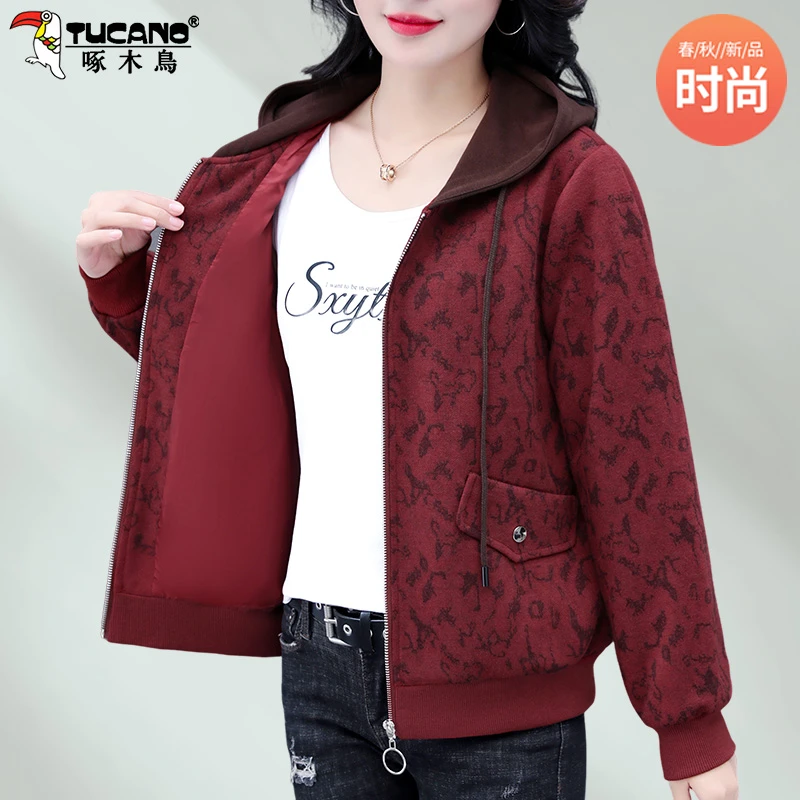 啄木鸟大码连帽外套女新款春季时髦洋气中年妈妈卫衣宽松印花上衣