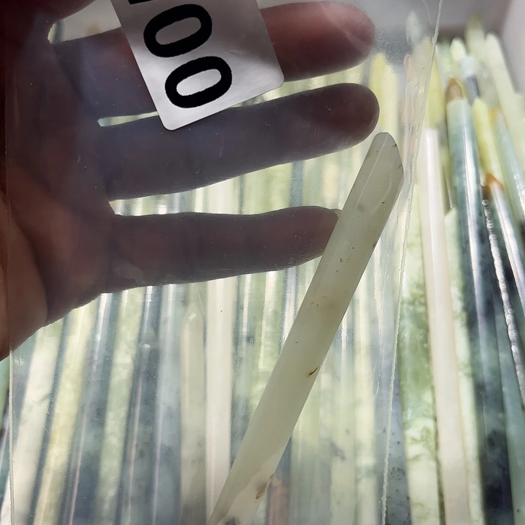 蛇纹石玉未镶嵌发簪