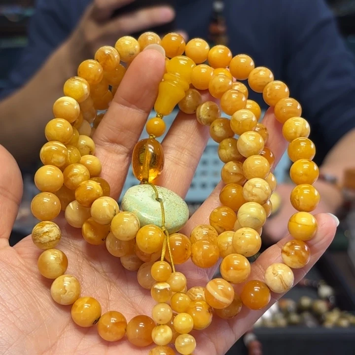 蜜蜡未镶嵌颈饰蜜蜡