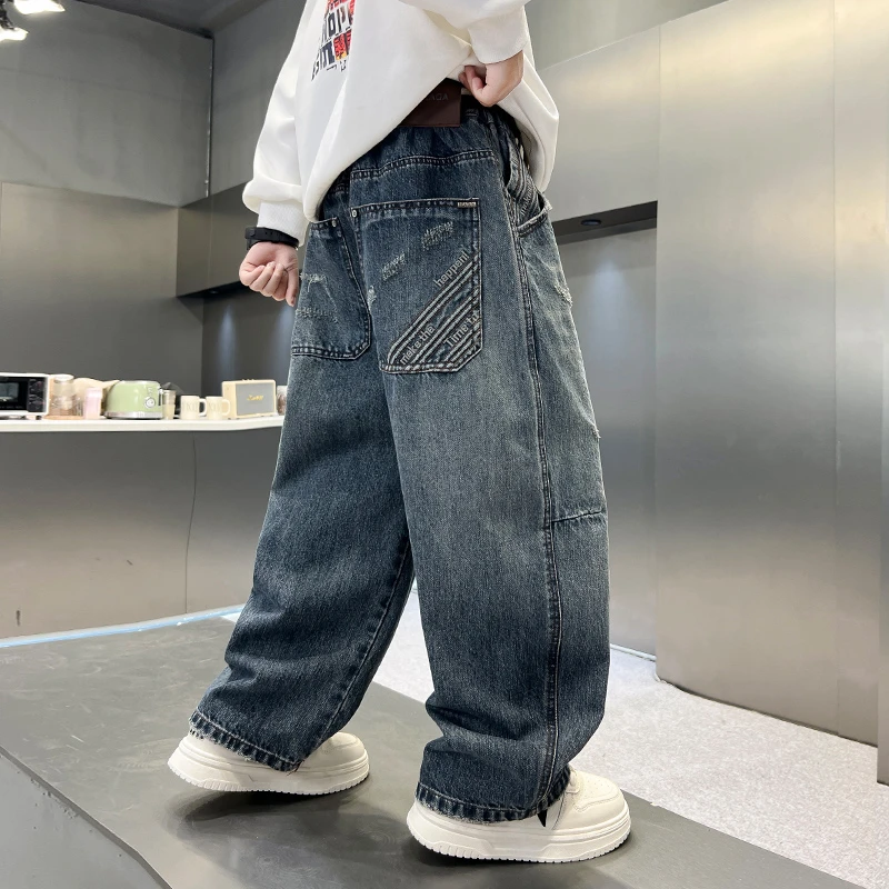 男童牛仔裤春秋款2025新款儿童秋季裤子中大童秋装男孩酷帅长裤潮