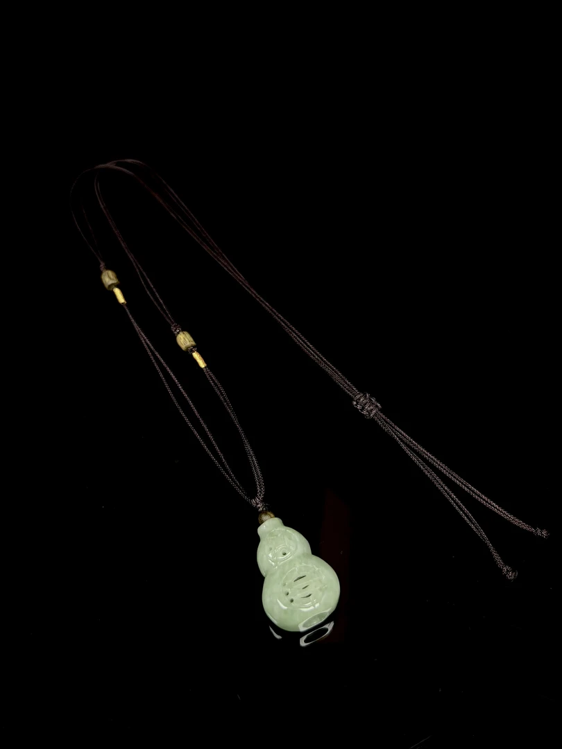 翡翠 天然缅甸A货 香囊 手工编制 吊坠 21mm*29mm*13mm