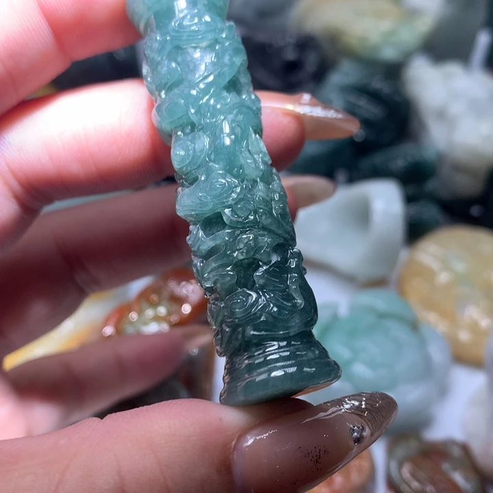 翡翠未镶嵌颈饰保真天然A货翡翠