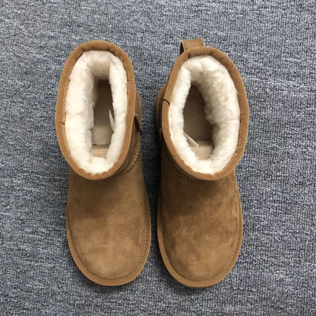 莞产高品质时尚雪地靴女式短筒厚底保暖雪地靴