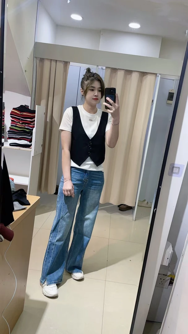 艳艳家的2511短袖