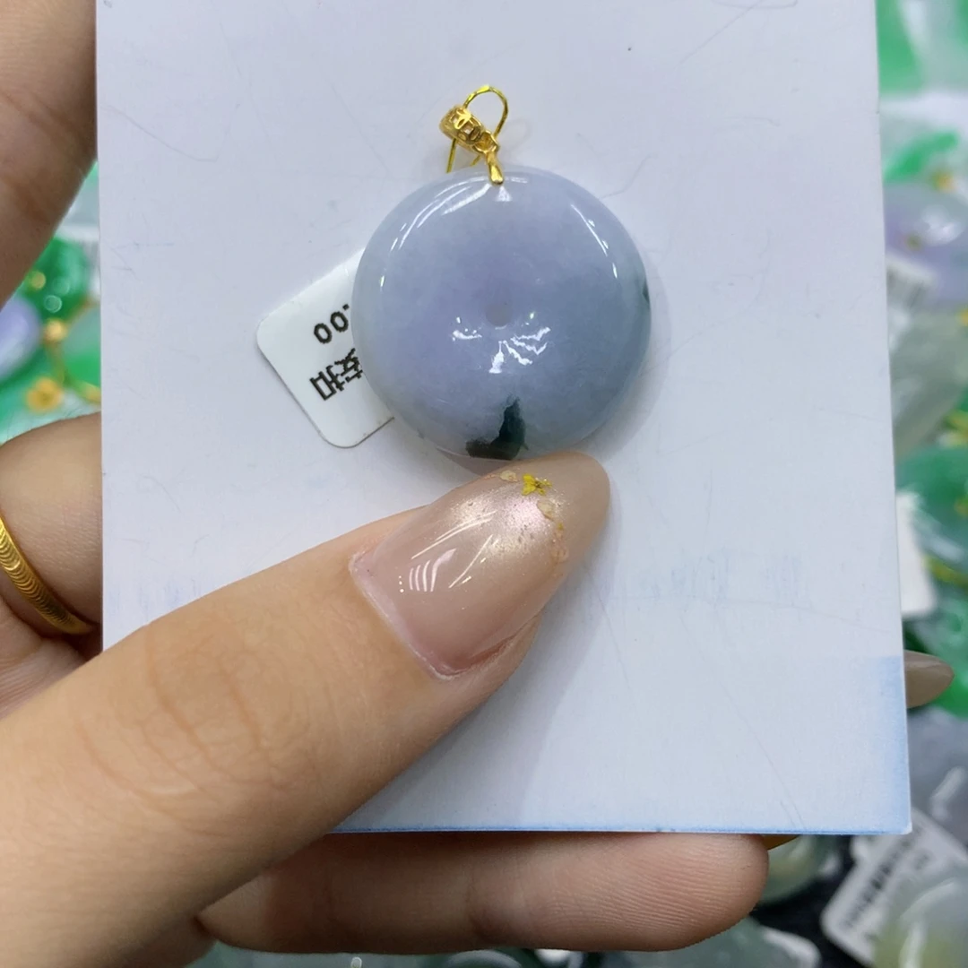 颈饰18K金镶嵌翡翠