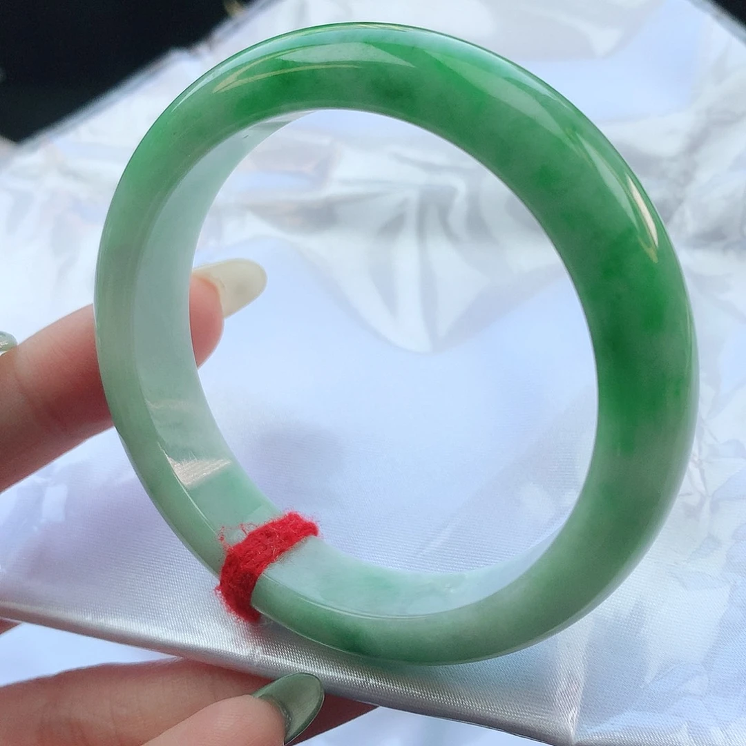 翡翠手镯未镶嵌54圈口882351