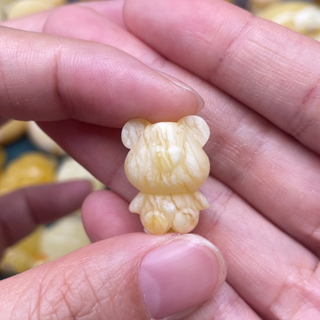 未镶嵌琥珀裸石蜜蜡