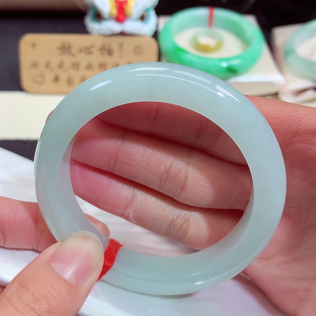 翡翠未镶嵌手镯1253