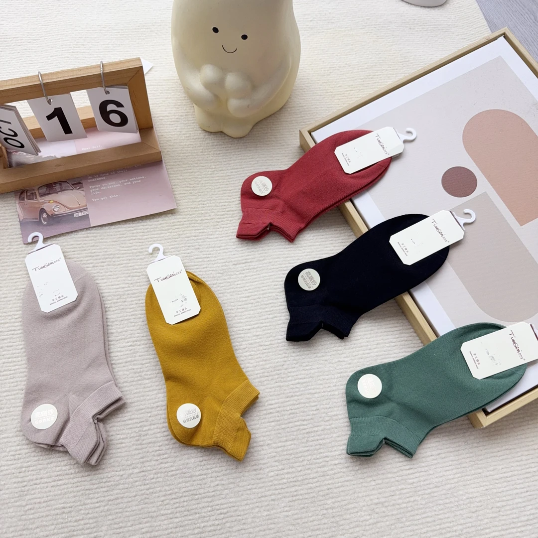 T1107-01 十双女袜纯色小耳朵休闲简约船袜