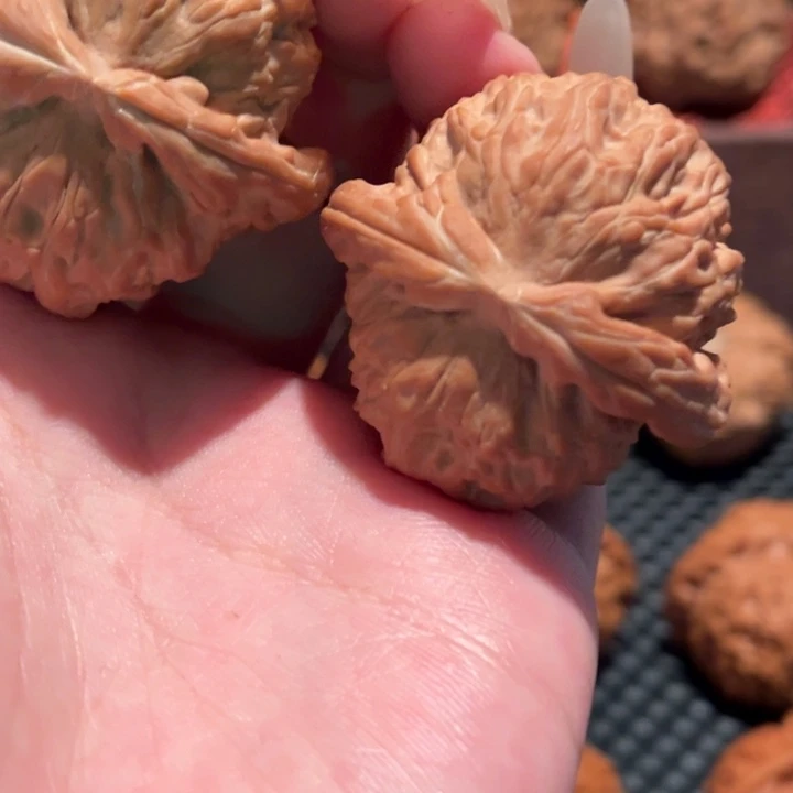 无***手吊坠文玩核桃闷白