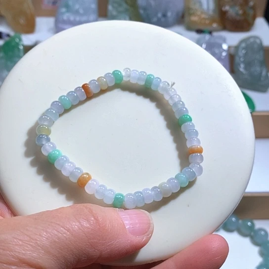 翡翠未镶嵌颈饰31