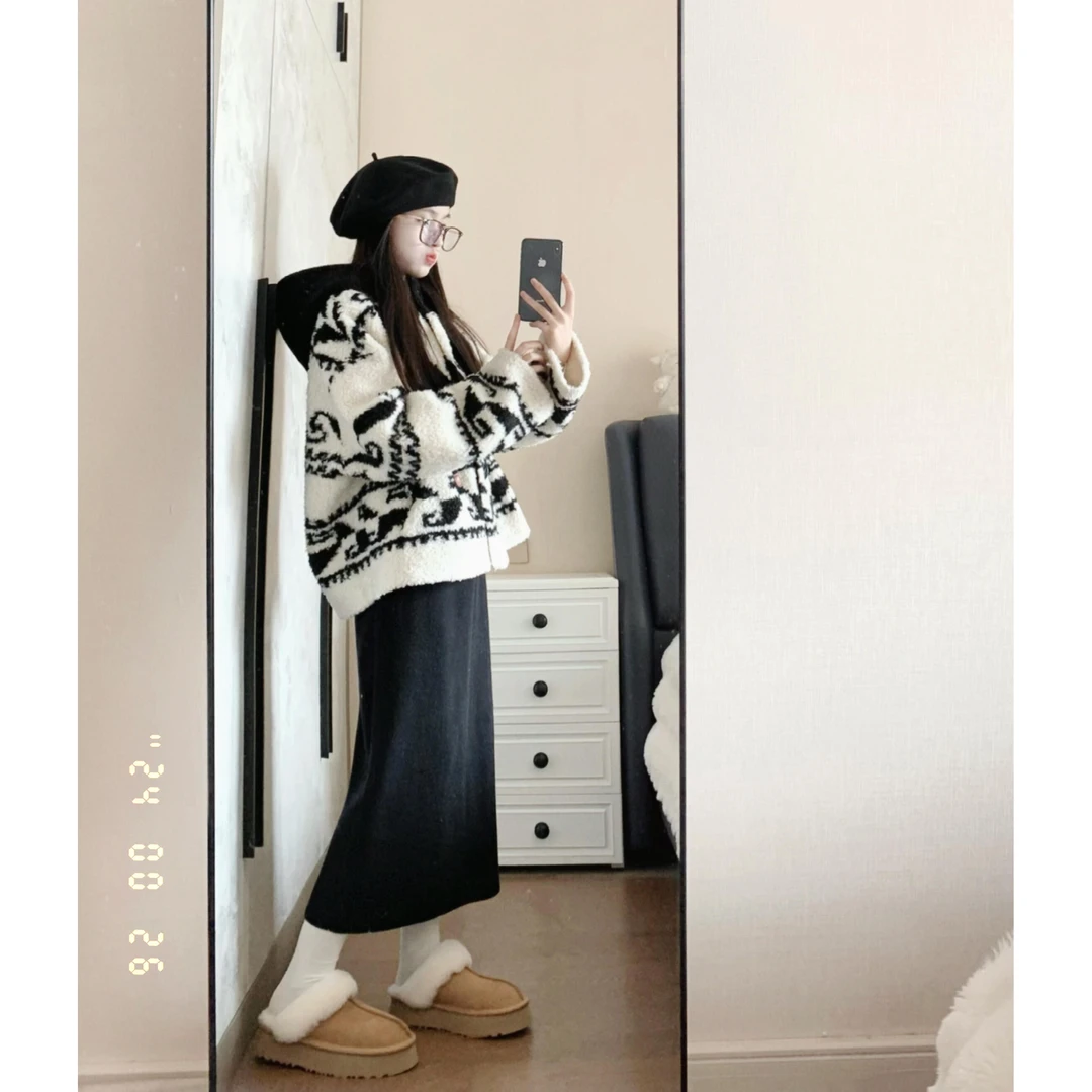 秋冬一整套女装2025新款韩版高级感连帽保暖毛绒外套半身裙两件套