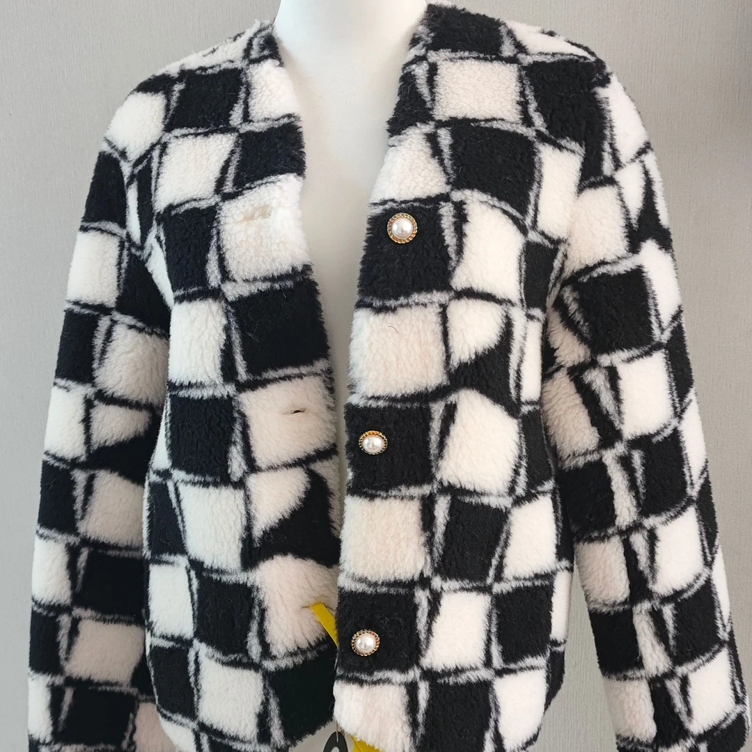 棋盘格NO退NO换秋冬羊毛女外套修身短款