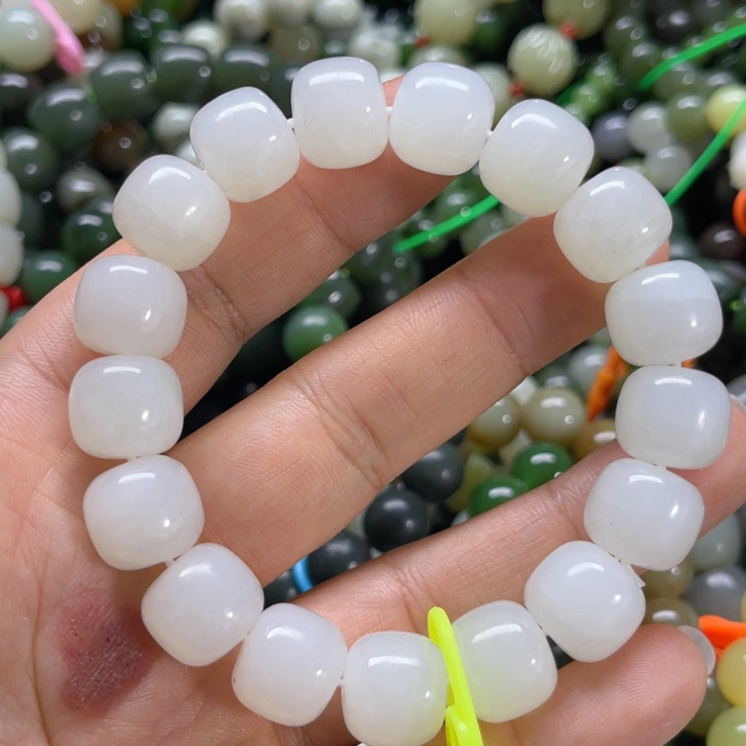 手链未镶嵌和田玉有裂