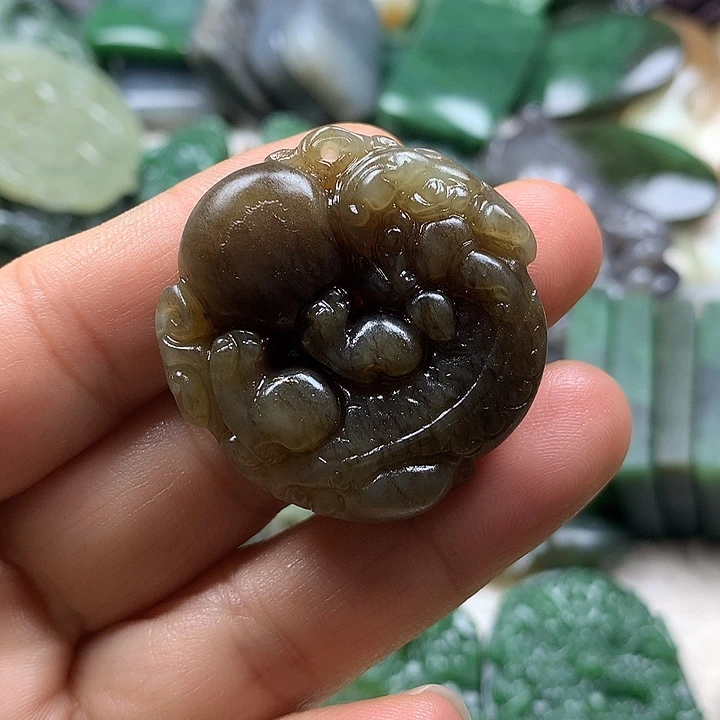 颈饰未镶嵌和田玉