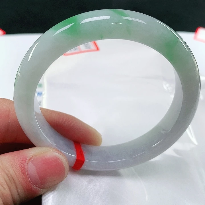 翡翠手镯未镶嵌天然翡翠手镯