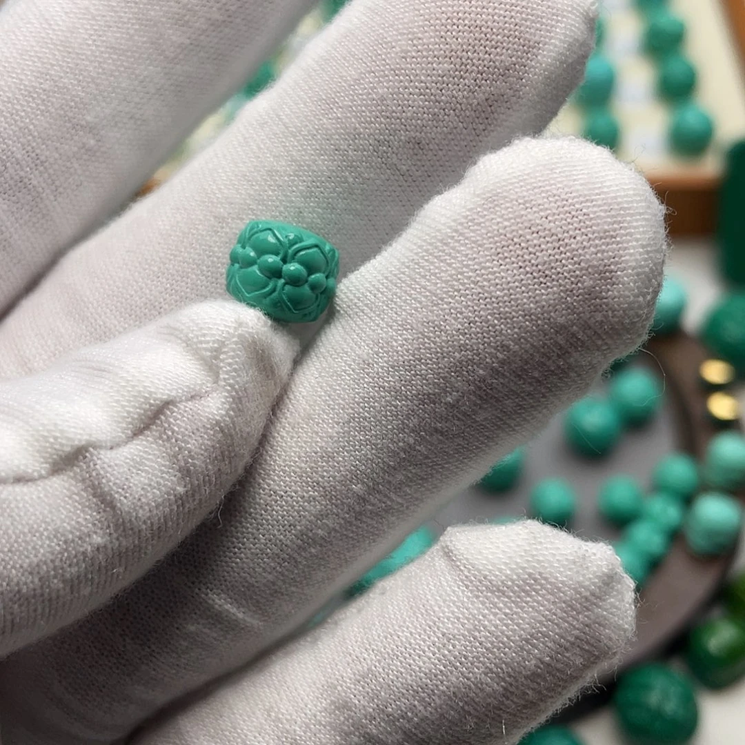 王***安原生态精工配饰直径8.9