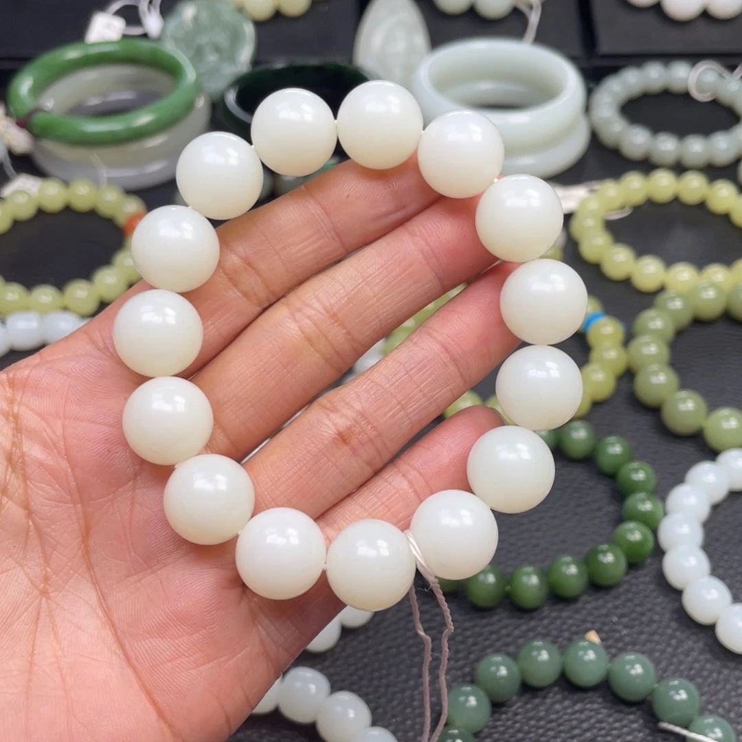 和田玉未镶嵌手链