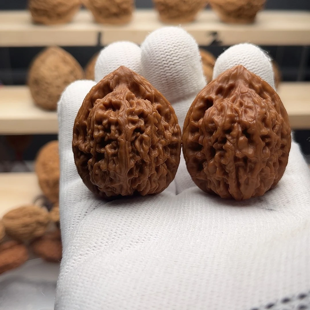 桃核吊坠D****E33粗筋蚂蚁王，