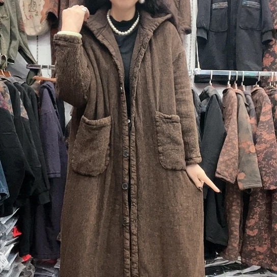 织绣招财猫炒色麻棉袄深卡色