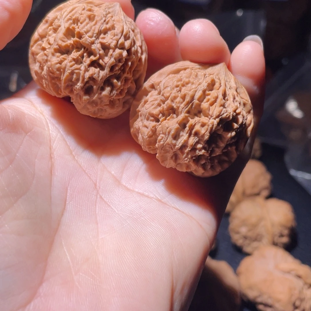 桃核吊坠137狮子头，