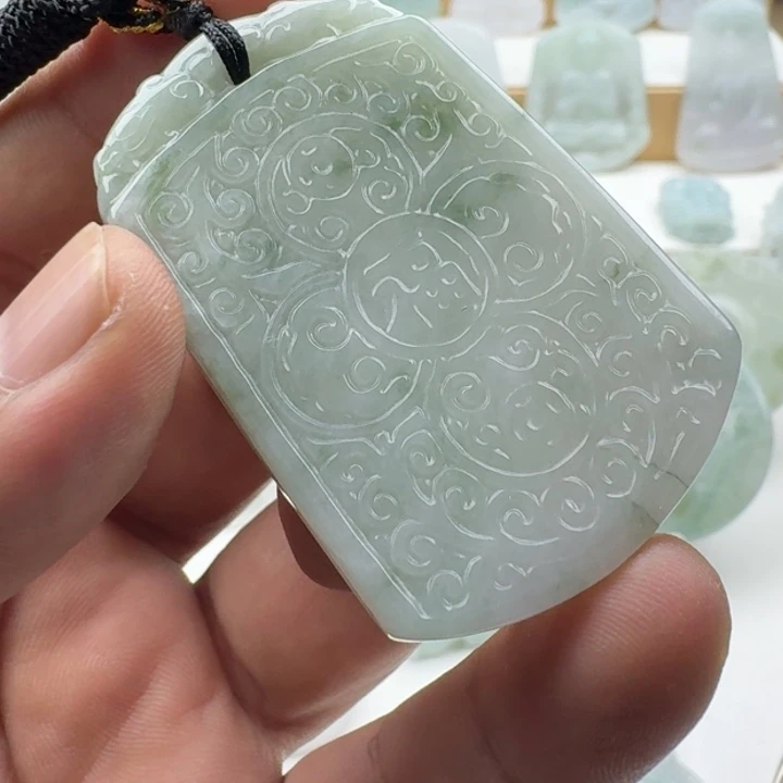 翡翠未镶嵌颈饰天然缅甸A货翡翠