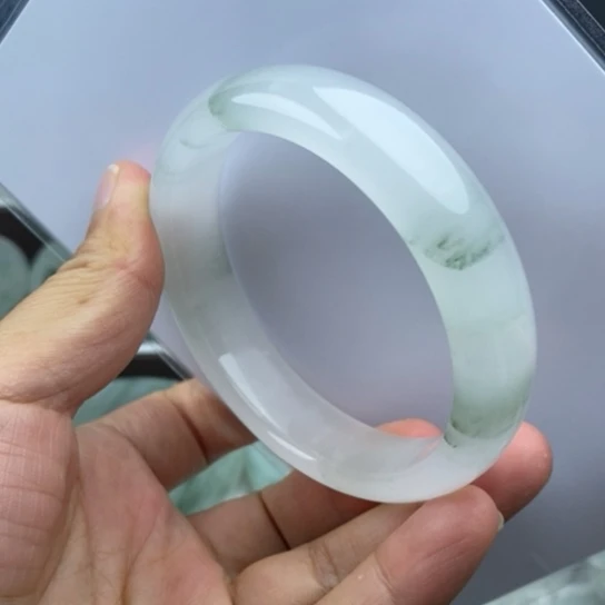 石英质玉（金丝玉）未镶嵌手镯