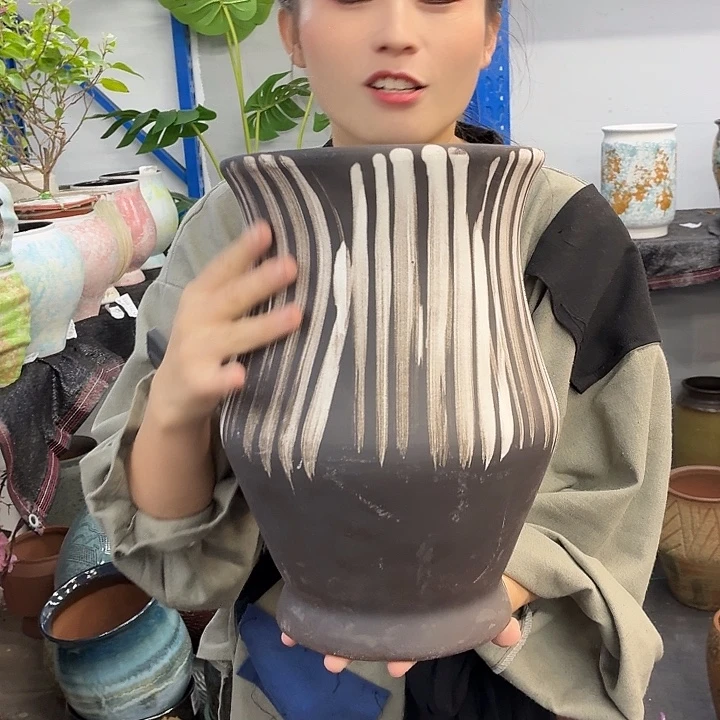 20-30 -粗陶花盆有孔