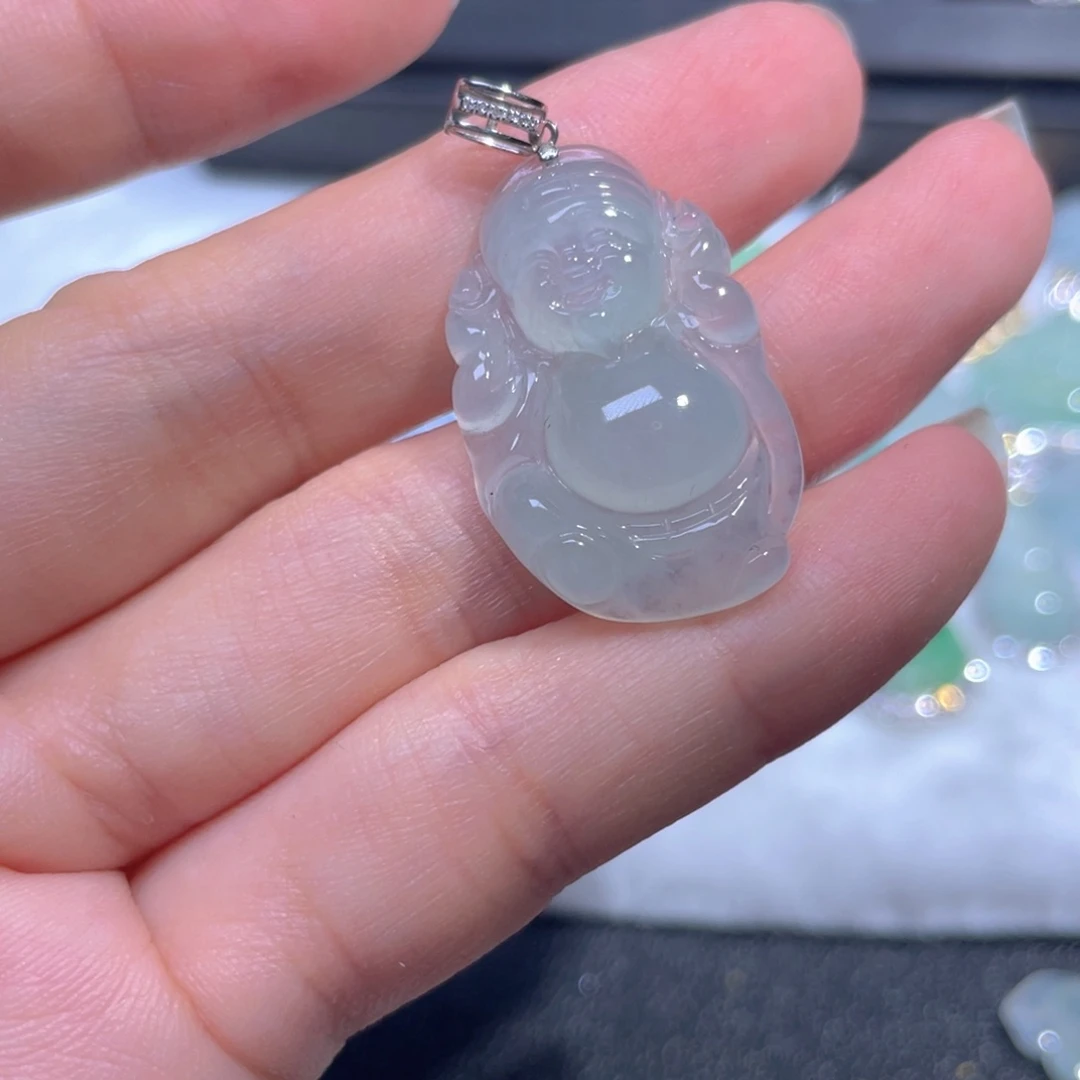 翡翠18K金镶嵌颈饰翡翠