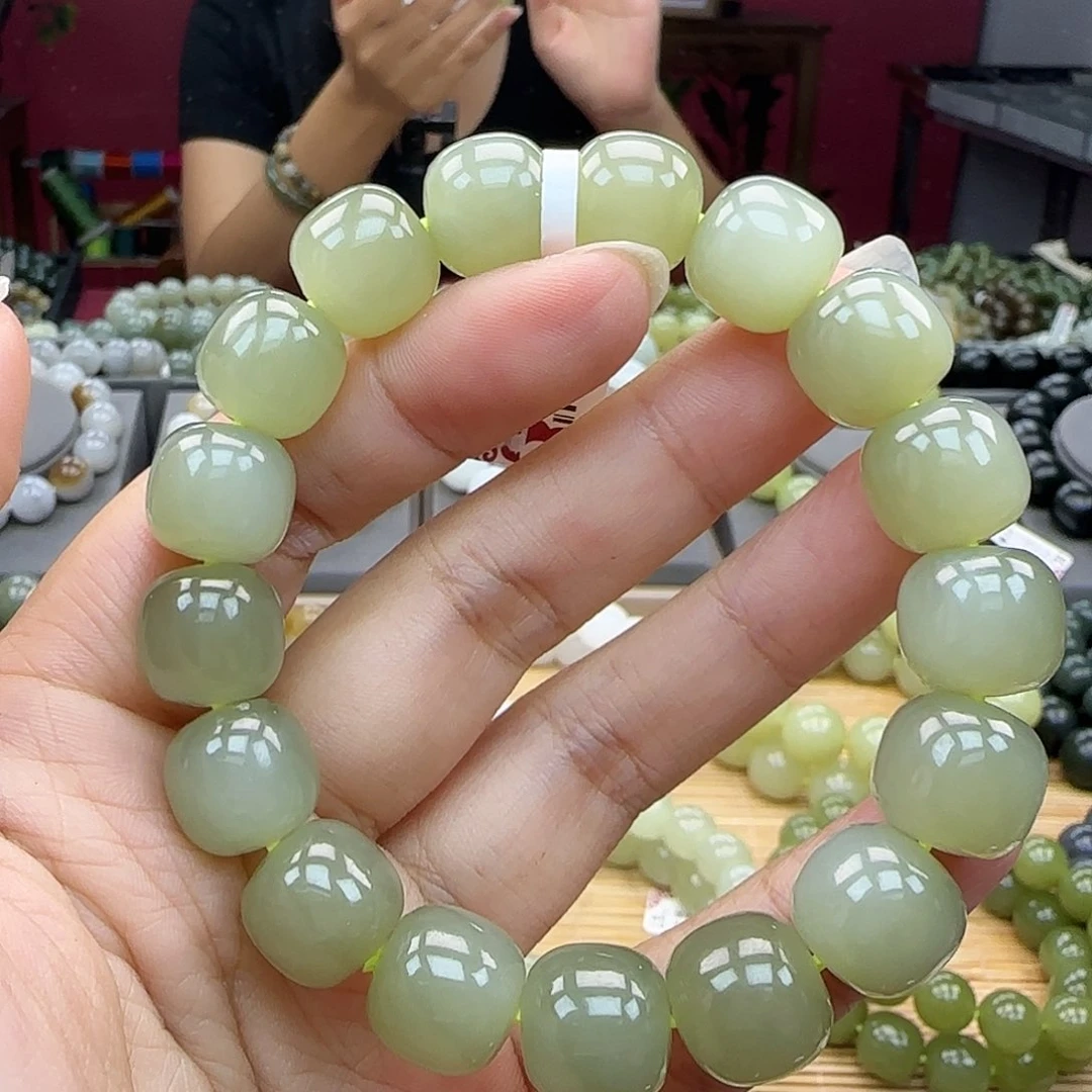 手串未镶嵌和田玉