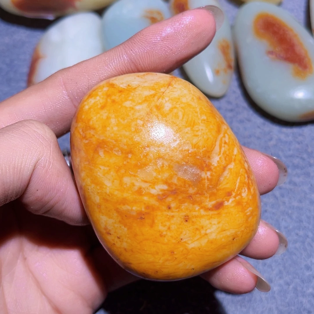 和田玉未镶嵌珠宝奇石