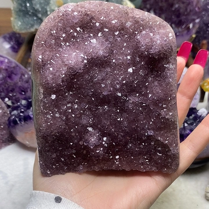 紫晶大型摆件（非配饰）未镶嵌