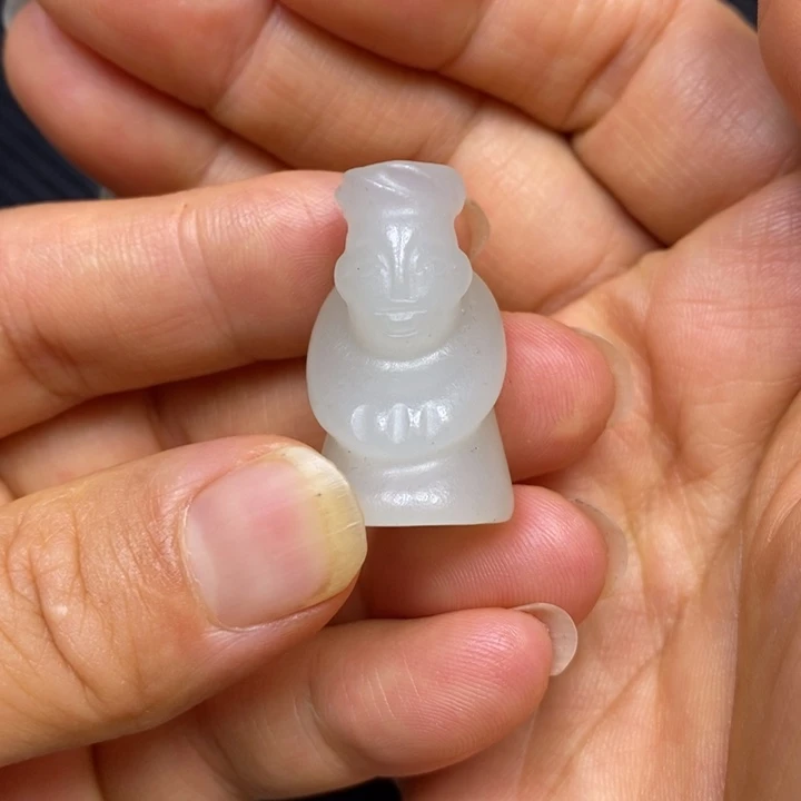 和田玉未镶嵌颈饰毓*