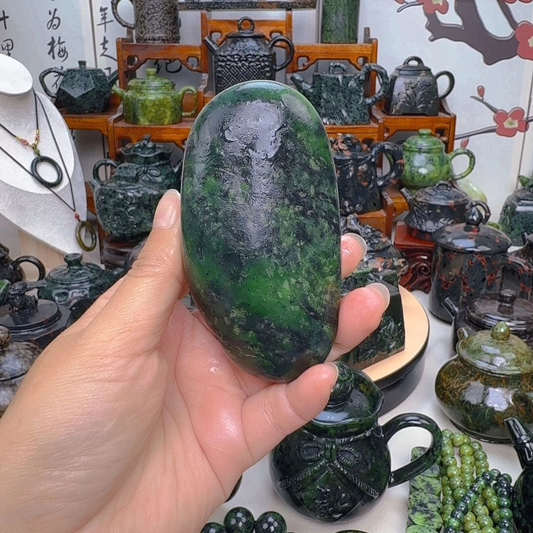 鸡***宝蛇纹石玉未镶嵌摆件