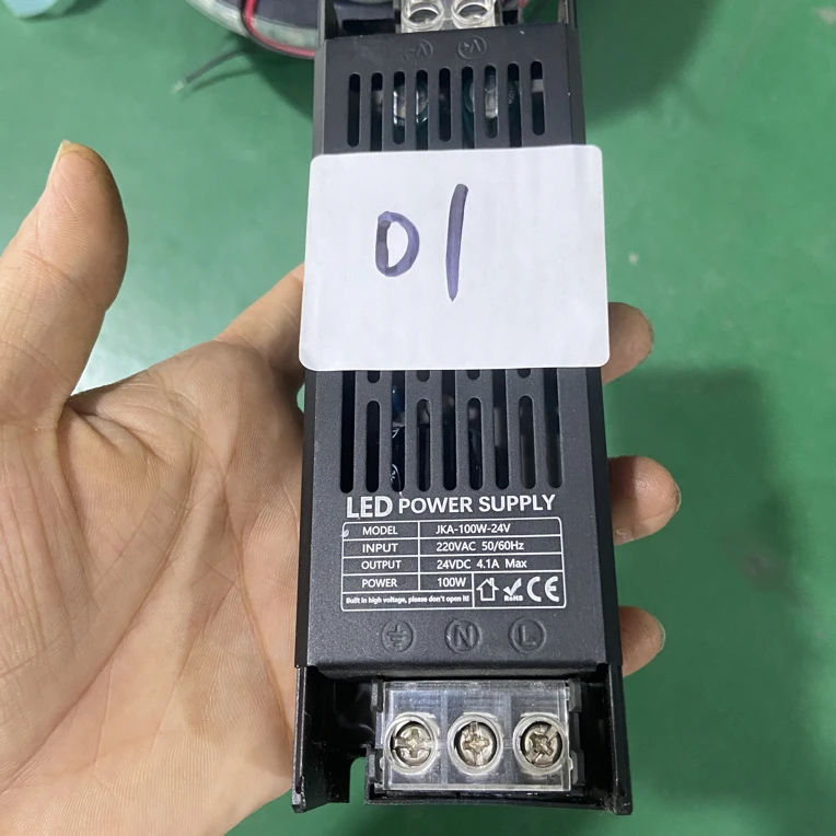 孤品01 DC24 100W电源  1个