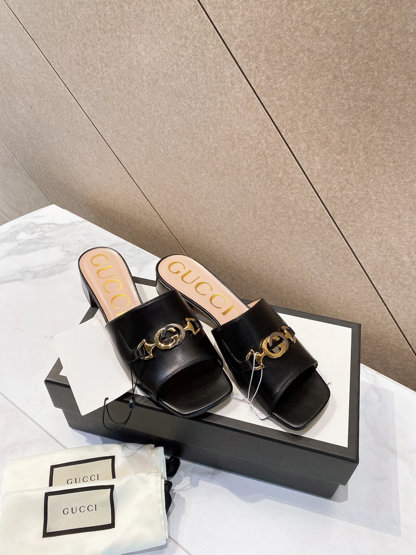 未使用 GUCCI/古驰 黑色马衔扣拖鞋39码