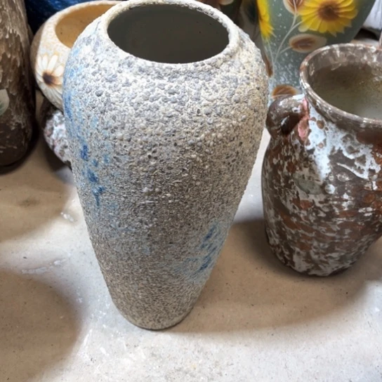 罐默认微瑕，有孔编号18-19