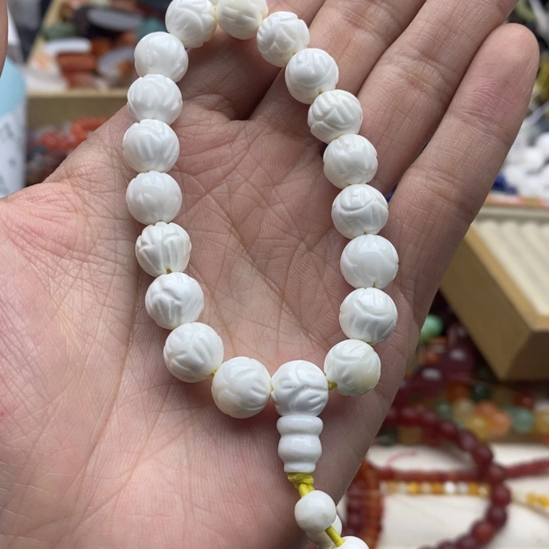 玛瑙/玉髓未镶嵌珠宝半成品一条纯天然10mm车贝壳莲花手链