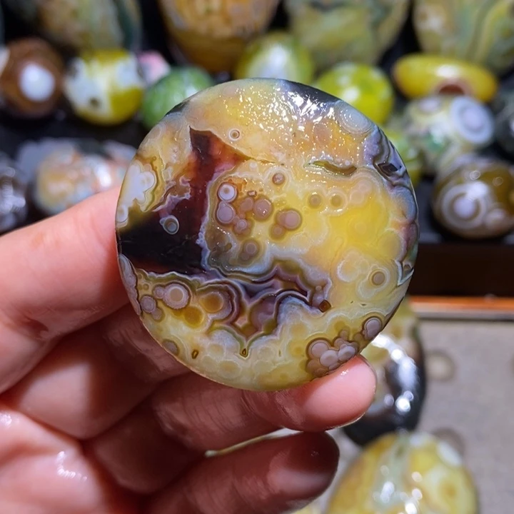 未镶嵌玛瑙/玉髓珠宝半成品32
