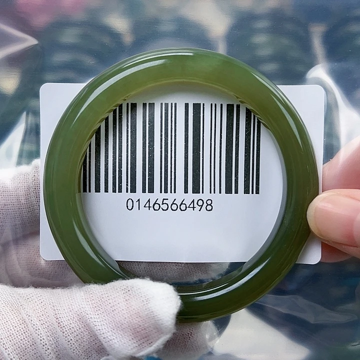 和田玉手镯未镶嵌包容55