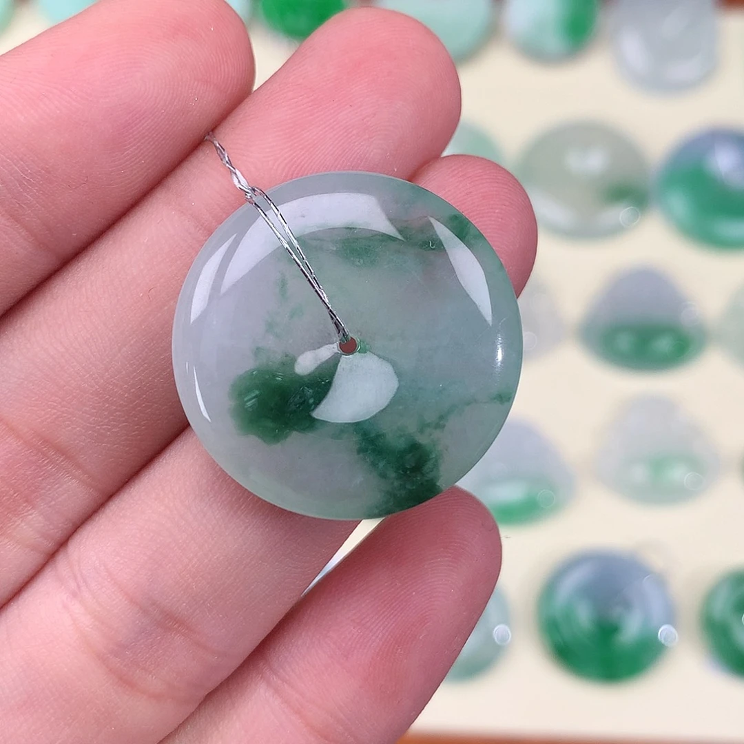 颈饰未镶嵌翡翠吊坠