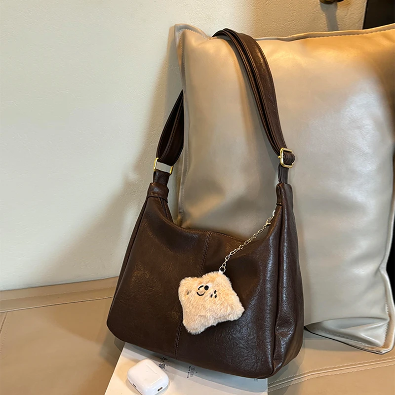 复古单肩斜挎包高级感上班通勤托特包2025新大容量外出手提腋下包