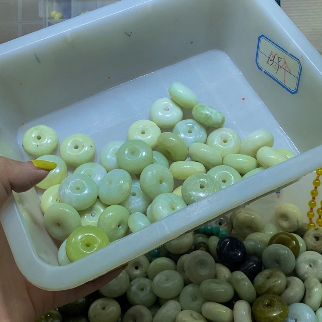 蛇纹石玉未镶嵌毛衣链28