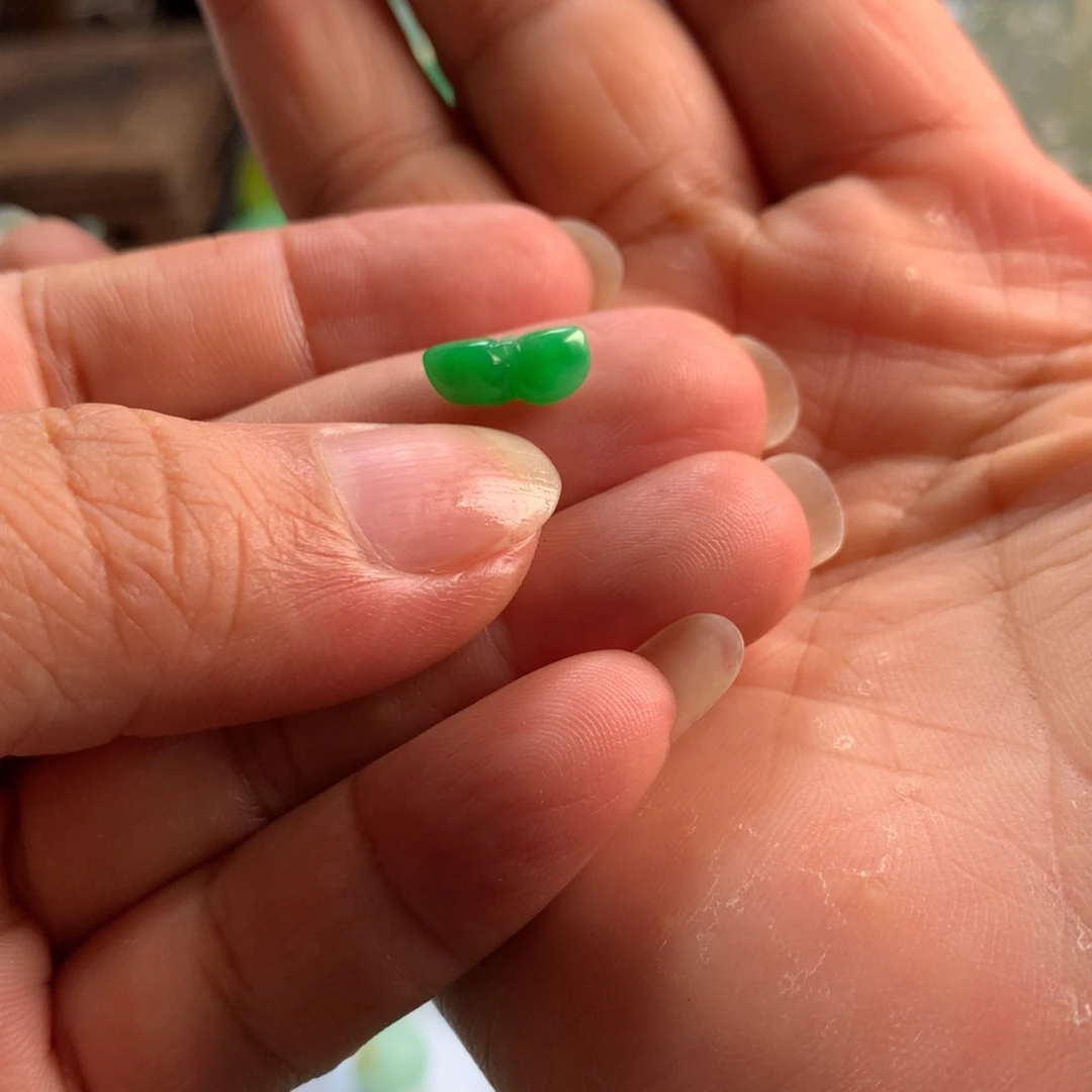 未镶嵌定制翡翠翡翠